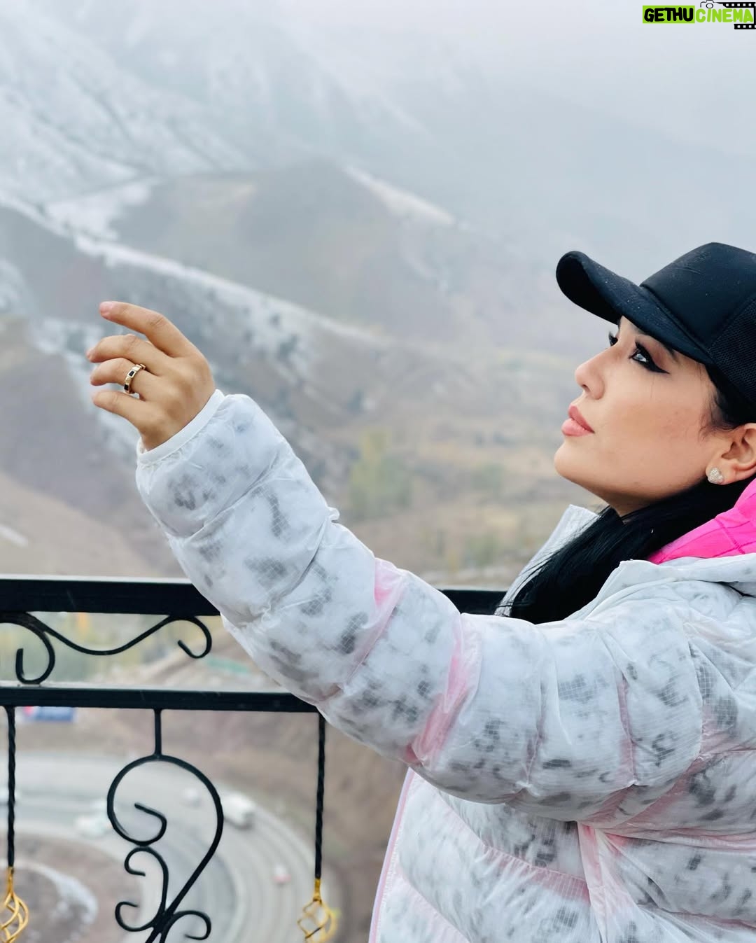 Ziyoda - 42.6K Likes - Qor sizlargaxam yoqadimi?? XA yoki YO’Q??❄️

Foto by @eldor_ehsanovich  va @muhammadaminov_husan 
10 ta foto joyladim azizlarim tomosha qiling. Filtrlanmagan va tozalanmagan tabiy fotolar🙈🤣
Qorni judaxam yaxshiko’raman meni fikirimcha ko’pchilkga qor yoqadi to’g’rimi???