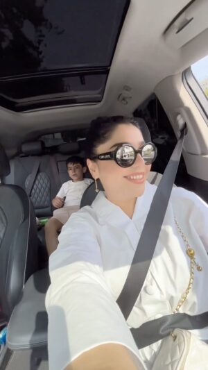 Ziyoda Instagram - Ona bolalar mazamiz yo’q.

Lekin sizlarga yaxshi kayfiyat ulashgimiz keldi.

Bugun bir ko’chaga chiqdik aylangani 

Oilaviy shamollaganmiz🤒

O’zimizni chalg’itib ko’chaga chiqdik

Kayfiyatimizni ko’tardik🤗

Bizga o’xshab mazasi bo’lmayotganlar  ya’ni shamollaganlar diqqatiga 🤒

Ozgina ko’chaga chiqib aylaning 
Va go’zallikdan zavqlaning. Xammasi yaxshi bo’ladi👍🏻

O’zingizni extiyot qiling❤️
 MA SHAA ALLOH🤲🏻
@kamron_solixov  @imron_solihov