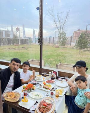 Ziyoda Instagram - Baxtli oilada eng muhim jihat nimada deb o’ylaysizlar??????

IZOHLAR KUTIB QOLAMAN👍🏻😊