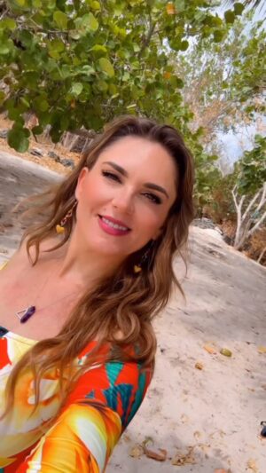 Zoraida Gómez Instagram - Llegando a la Isla desafío extremo
@laislatlmd
#laisladesafioextremo
#competencia
#zoraidagomez