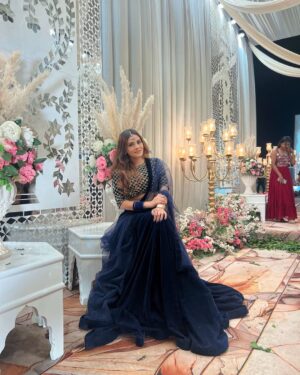 Zoya Jaan Instagram - congratulations my sweet Sakhi @alisharajput_22 and @oye_indori bhaiya ji 🥰
#zjn #alisharajput3 #oyeindori #wedding
#shadi #marriage #congratulations