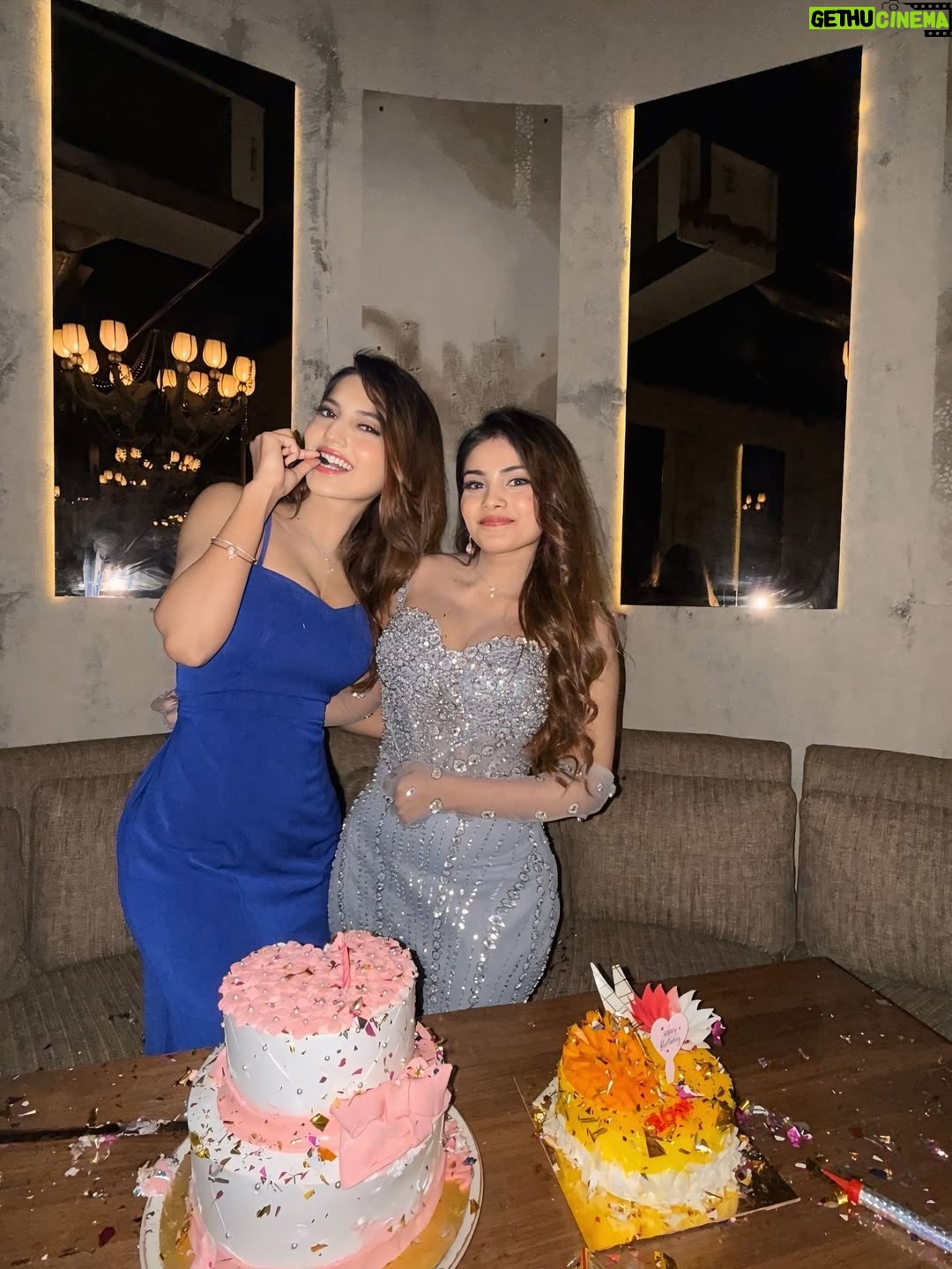 Zoya Jaan - 315.5K Likes - Thank you all for making 
my birthday truly unforgettable ♥️🦋

#zjn #angelrai #instagram