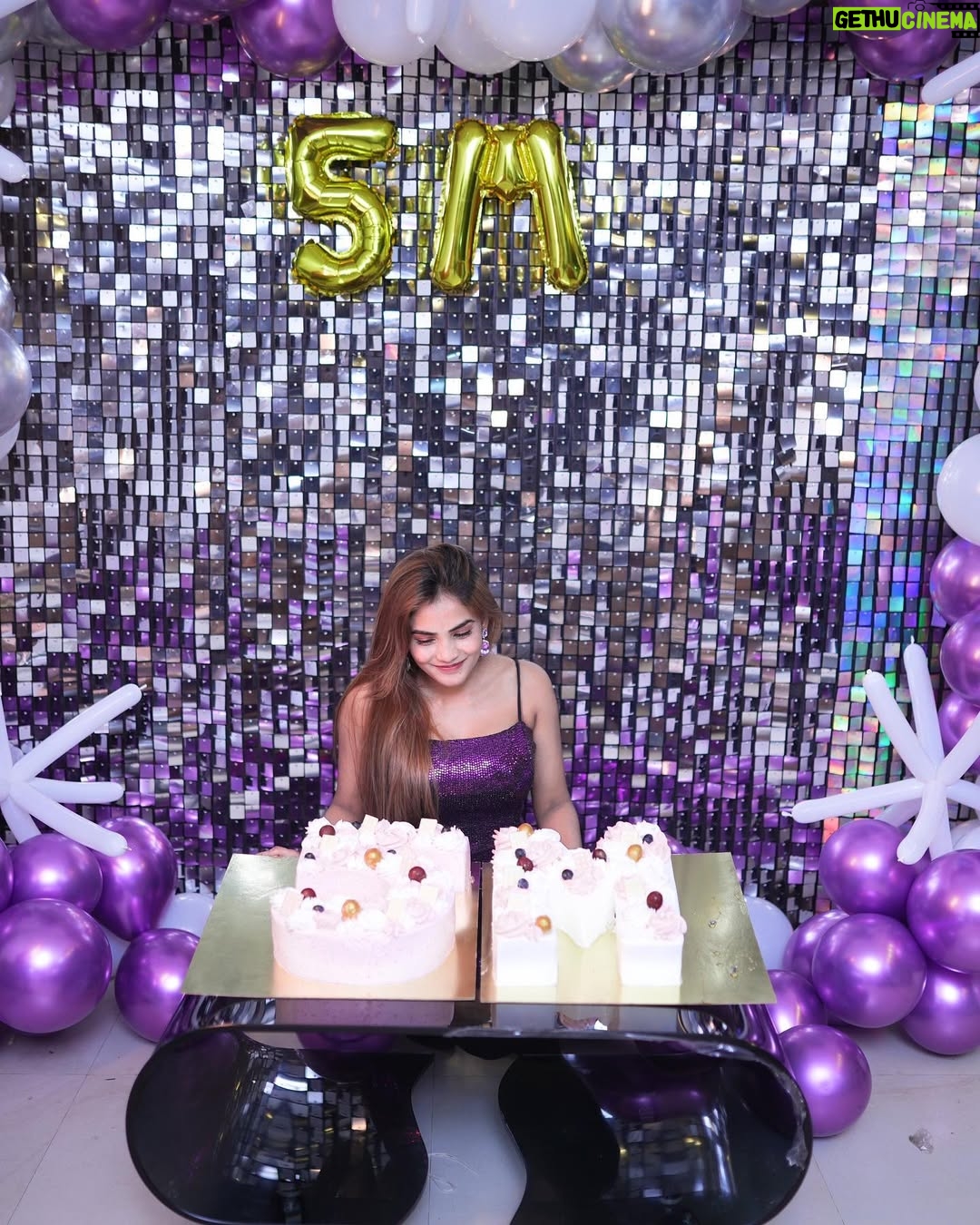 Zoya Jaan - 332.3K Likes - Success is never
permanent, and failure is
never final 🤞

Finally 5million🥺 family connected with us it’s was unbelievable love and support 
Thank you so much each and every one because I am here only because of you 🙏🦋 

📸 @rj__ankit1
