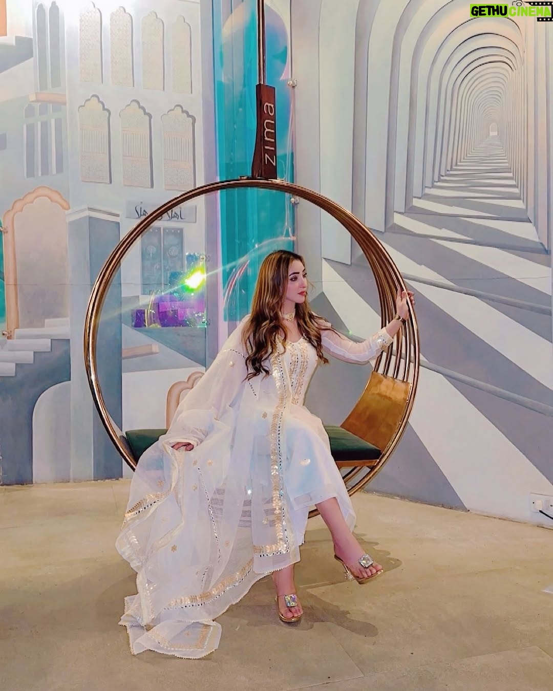 afsha khan - 67.9K Likes - No Matter What Room I Walk In, I'm Coming As Me ⭐️

:

#latebirthdaypost #ramadan #2025 #afshakhan