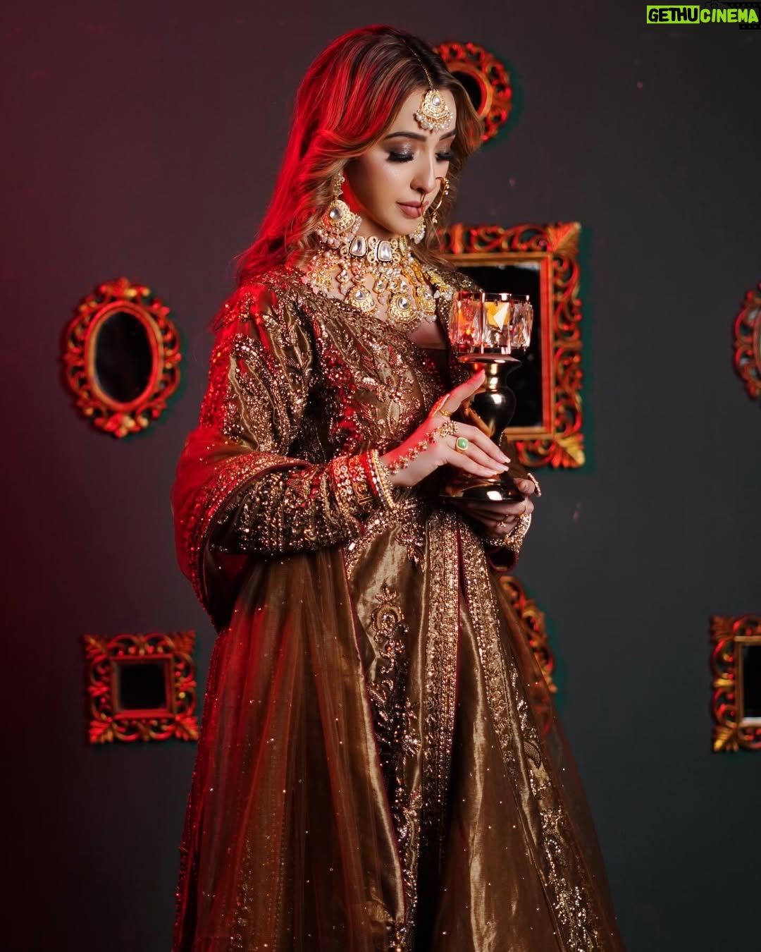 afsha khan - 71.9K Likes - Qurbaan , Meherbaan ✨

:

#afshakhan