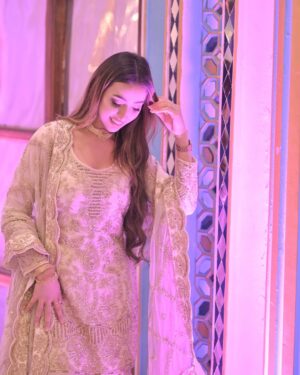 afsha khan Instagram - ✨ Sangeet Vibes Only ✨ 💃🏼 🕺
:
Beautiful outfit : @asbaabofficial 💯
Photography : @s_altamas_photography
#adnaankishaadi #aboutyesterday #sangeetnight #wedding #vibes #happy #love #afshakhan