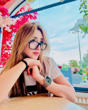 afsha khan Instagram - Glow Girl 💐
:
#afshakhan