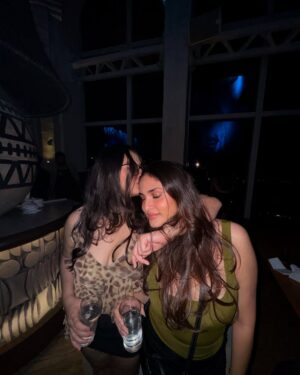 anshikaa Instagram - the duo that never comes home without a story
