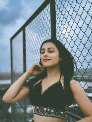 ayesha kapoor Adlakha Instagram - World building on terrace dancefloors š½
šø : @architrege @zerxeswadia
Mickey Mouse : @divyaagarwal_official
#DustOnTheDancefloor #Terrace #Mumbai #IndianMonsoon #MickeyMouse