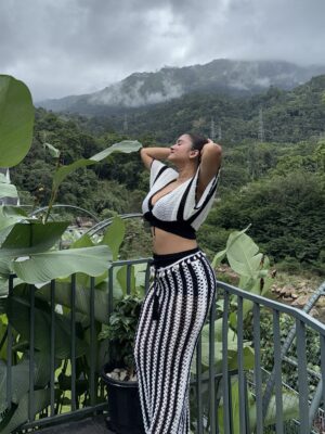deeksha Instagram - She’s not lost in nature, she’s part of it🌱🌴
📍 @edenwoodsresortmunnar
@nichestays
Wearing - @a.la.modebyakanksha