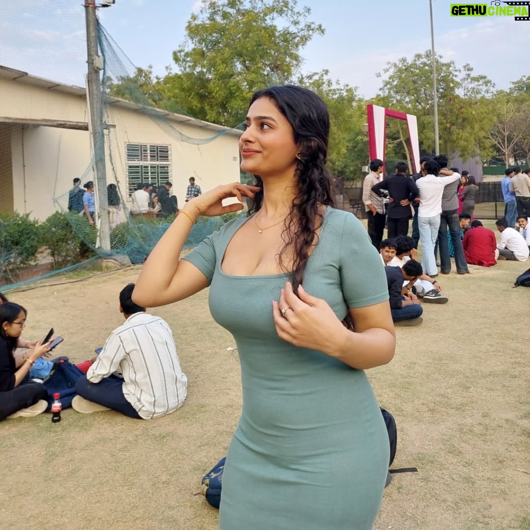 deepaliish - 5.5K Likes - Too lazy to post pictures 😴

#instagood
#newpost
#instagram #newpost #fest #delhiuniversity #fashion #foryou #model #viral #share #collage