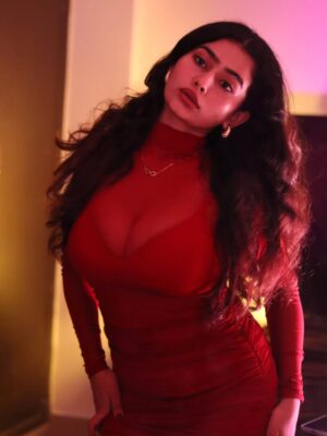 deepaliish Instagram - 💋💋
Dress-@clobug_official
Shot by @styledinframe
#instagramer #fashionmodel #shares