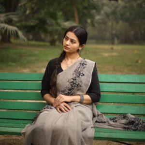 deepaliish Instagram - 🖤
📷 - @portraitsnbeauty_
#instagram #90s #traditional #posts #saree #fashion #creator #model #foryou #explore #fypp #fypシ