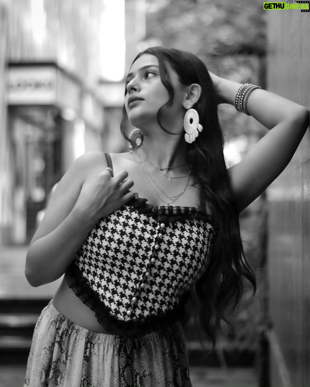 deepaliish - 3.2K Likes - 'broke again'?? Really 🖤

#posts
#newpost #creator #fypppppppppppppppppppppppppppppppppppppppppppppppppppppppppppppppppppppp #viral #model #fashion #shoots #newposts
#foryou #instagramposts