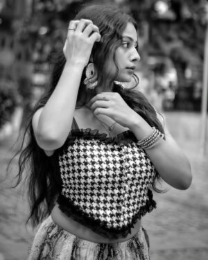 deepaliish Instagram - 'broke again'?? Really 🖤
#posts
#newpost #creator #fypppppppppppppppppppppppppppppppppppppppppppppppppppppppppppppppppppppp #viral #model #fashion #shoots #newposts
#foryou #instagramposts
