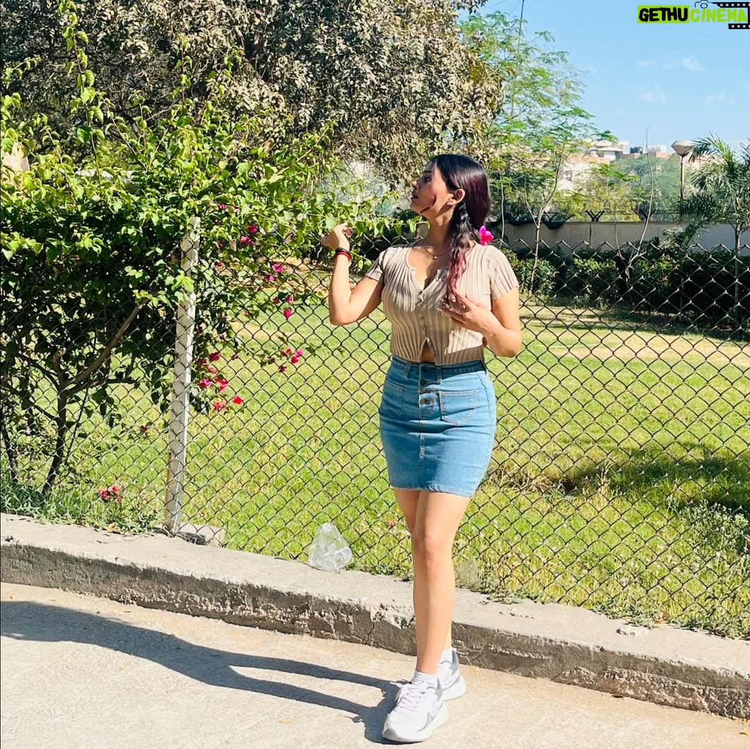 deepaliish - 2.2K Likes - 💙

#ɴᴇᴡᴘᴏsᴛ #shareforshare #postinsta #instagrammers #foryoupageシ