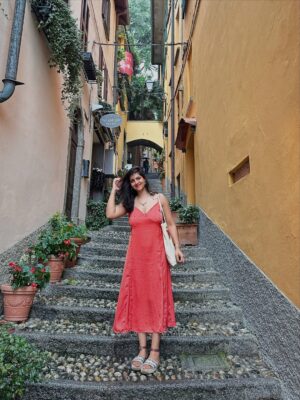 diksha sharma Instagram - Vacation wardrobe 101 -
Choose pieces that are timeless, not defined by trends that come and go, can be re-styled in multiple ways and most importantly, are comfortable!

Pack colors! Aren’t you already done with the whites and beiges of the world?!

Which of these looks is your favorite? Let me know in comments :)
.
.
.
.
[vacation wardrobe, what to pack for a vacation, holiday styling, vacation style, europe, european summer, france, italy, tuscany, south of france, what to wear on your europe trip]
#banjara #banjarastyles #banjaraineurope
