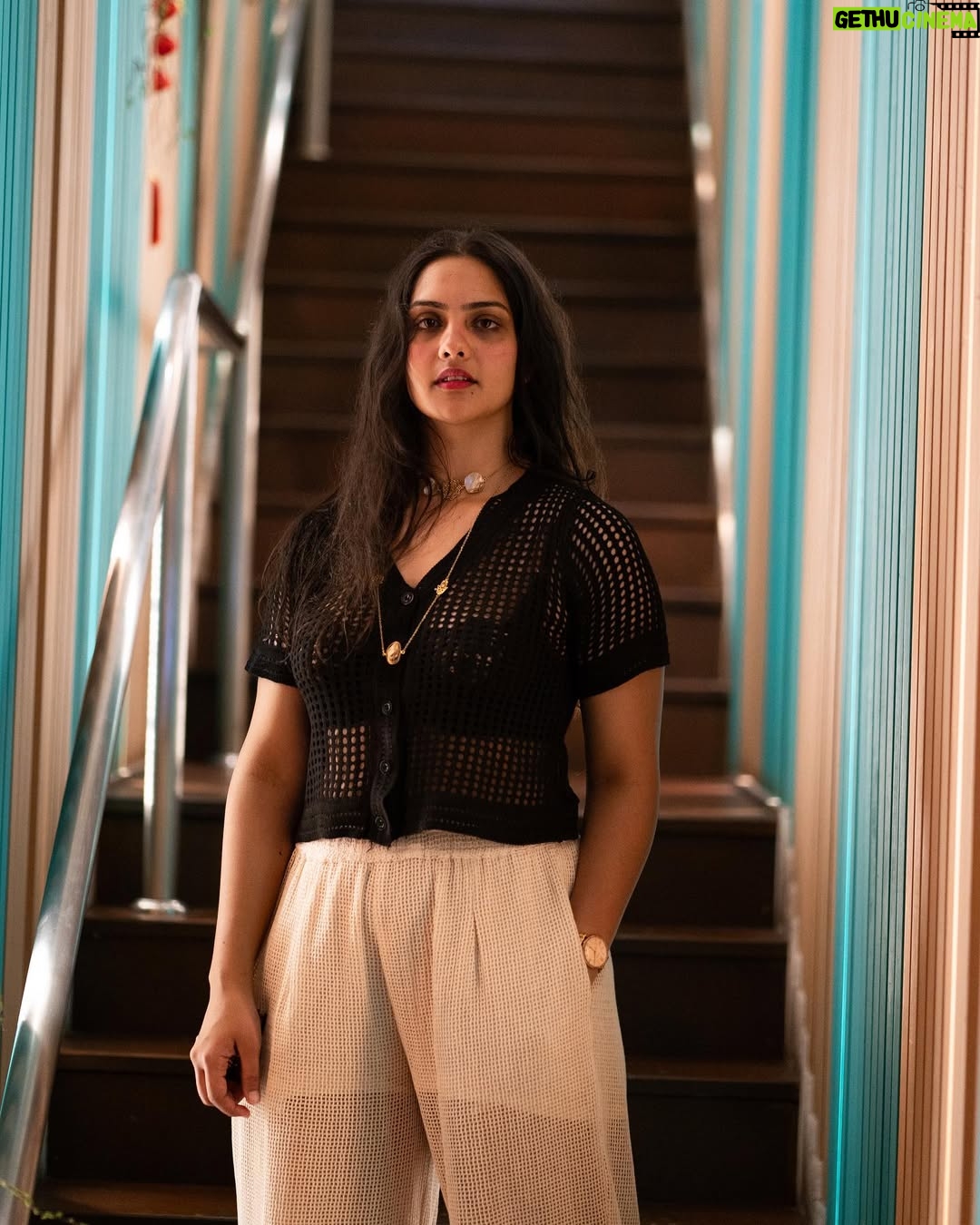 diksha sharma - 43.7K Likes - 📍Chinatown, Bangkok 
Lost opportunities, lost possibilities, feelings we can never get back. That's part of what it means to be alive. But inside our heads - at least that's where I imagine it - there's a little room where we store those memories. A room like the stacks in this library. And to understand the workings of our own heart we have to keep on making new reference cards. We have to dust things off every once in awhile, let in fresh air, change the water in the flower vases. In other words, you'll live forever in your own private library.
- My very favorite Murakami

📸 @chefyash 
.
.
.
.
.
#bangkok #chinatown #banjara #banjaratravels #murakami #portrait #portraitmood #portraits #pursuitofportraits #portrait_vision