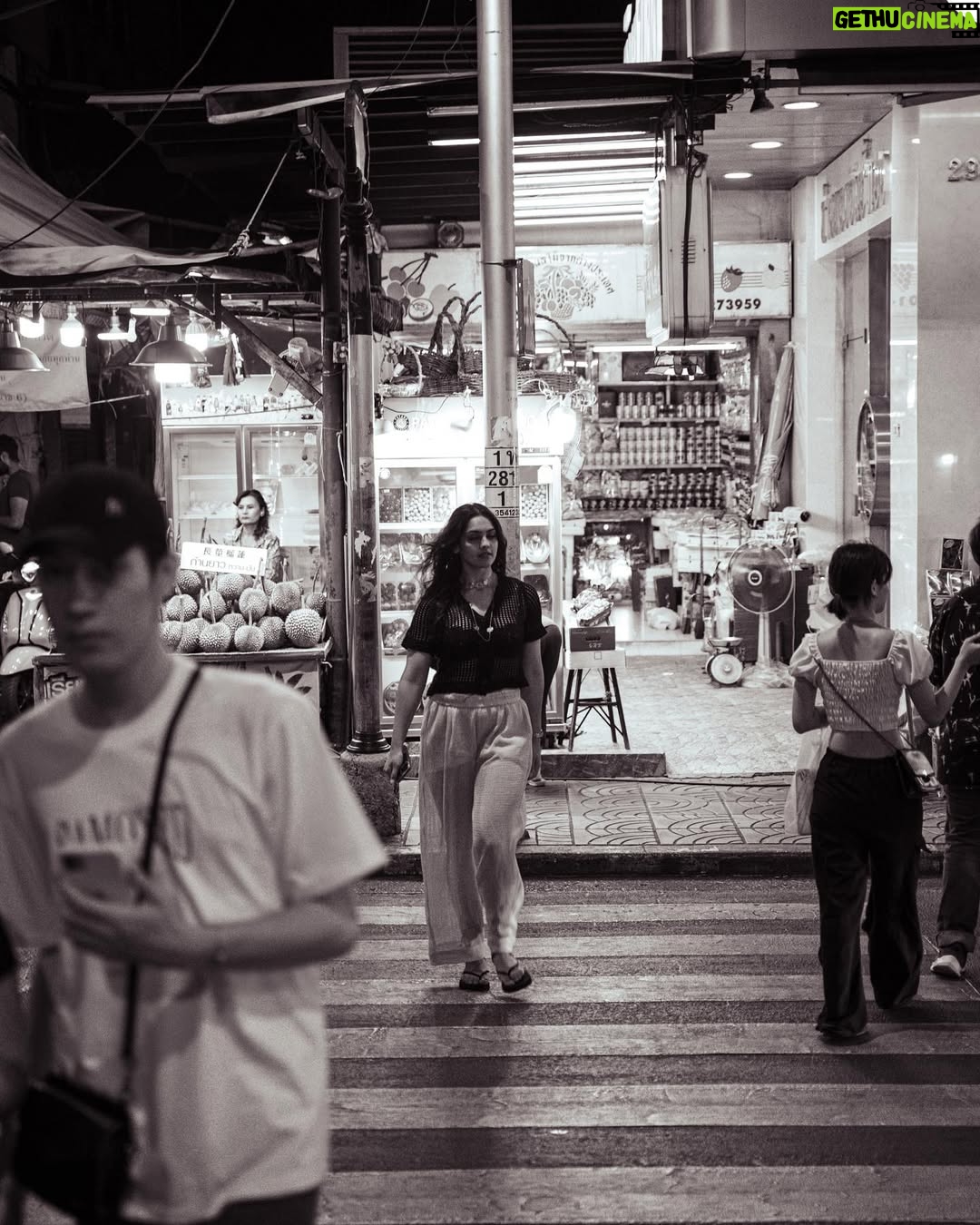 diksha sharma - 43.7K Likes - 📍Chinatown, Bangkok 
Lost opportunities, lost possibilities, feelings we can never get back. That's part of what it means to be alive. But inside our heads - at least that's where I imagine it - there's a little room where we store those memories. A room like the stacks in this library. And to understand the workings of our own heart we have to keep on making new reference cards. We have to dust things off every once in awhile, let in fresh air, change the water in the flower vases. In other words, you'll live forever in your own private library.
- My very favorite Murakami

📸 @chefyash 
.
.
.
.
.
#bangkok #chinatown #banjara #banjaratravels #murakami #portrait #portraitmood #portraits #pursuitofportraits #portrait_vision
