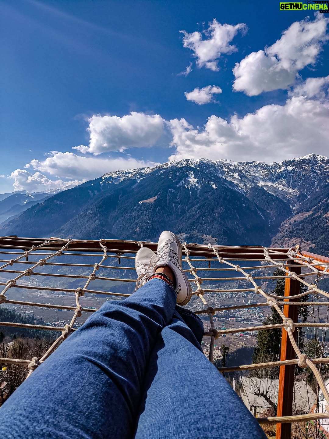 diksha sharma - 2.9K Likes - Pati, patni aur pahaad - the perfect recipe for happy smiles and rosy cheeks!🫶🏼

Take me back, uff!
.
.
.
.
.
[pahaad, the pahadi life, himalayas, himachal, manali, throwback, sethan, glamping]