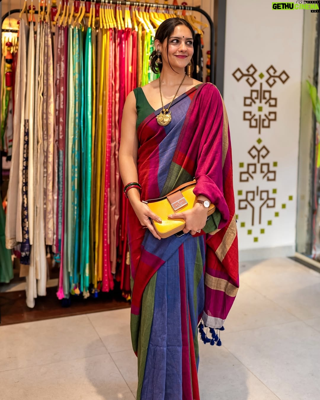 diksha sharma - 4.1K Likes - Saree is प्यार

#banjara #banjarastyles

[saree, saree not sorry, saree styling, indian handloom, cotton saree, mul saree, linen]