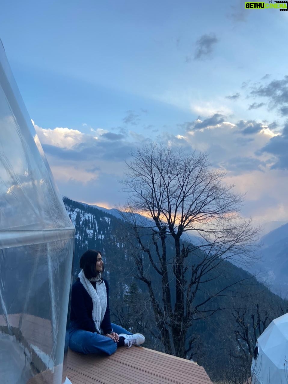 diksha sharma - 2.9K Likes - Pati, patni aur pahaad - the perfect recipe for happy smiles and rosy cheeks!🫶🏼

Take me back, uff!
.
.
.
.
.
[pahaad, the pahadi life, himalayas, himachal, manali, throwback, sethan, glamping]