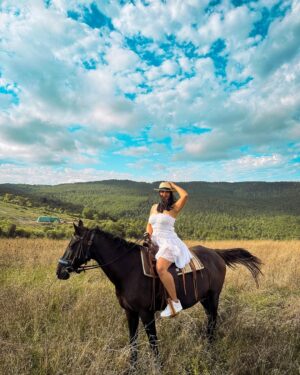 diksha sharma Instagram - 📍Tuscany, Italy
The day life looked like a painting..
Rolling hills met endless skies..
The sun shone and how..

Living my Tuscan dream one gallop at a time :)
This is from my stay in Tuscany where about 18 horses are lovingly being bred and we got a chance to spend a day with them, ride the tuscan hills and see the beauty of it all!

I am wearing @thrift.save.rave dress!

#banjara #banjaratravels #banjarainitaly
.
.
.
[Tuscany, Italy, Tuscan Countryside, Agriturismo, Tuscany Itinerary, explore tuscany, visit italy, explore italy, riding in tuscany, horseback riding, travel goals, road trip, travel inspiration]