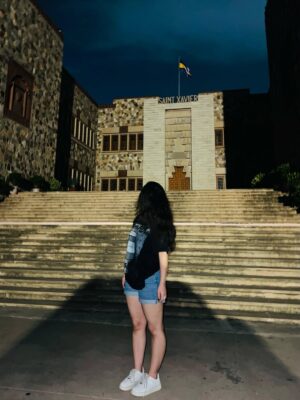 hitaishi totlani Instagram - This place has a way of pulling at my heartstrings š„¹š¤āØ
.
.
.
.
.
.
.
.
.
.
.
.
.
.
.
#instagram #instagood #love #beautiful #girl #friends #school #explorepage #fyp #viral #trending #pretty #memories #music
