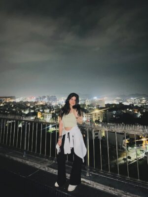 hitaishi totlani Instagram - Weāre beautiful like diamonds in the sky! āØ
.
.
.
.
.
.
.
.
.
.
.
.
.
.
.
(Love, fashion, explorepage, cute, trending, girl, viral, nails, pose, night, beautiful, solo, rihana, music, passion)
.
#instagood #instagram #trending #love #explorepage #viral #fashion #girl #cute #beautiful #music #night #pose