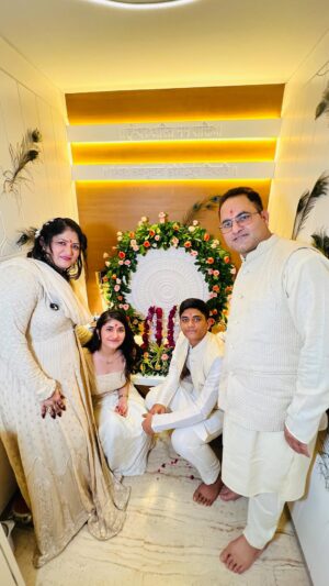 hitaishi totlani Instagram - May lord krishna bless us all 💛🙏🏻✨
.
.
.
.
.
.
.
.
.
.
.
.
(Explorepage, janmashtmi, love, cute, fashion, god, devine, bliss, trending, music, viral, instagram, krishna, hawan, fyp, beautiful, girl)
.
#love #instagood #instagram #trending #beautiful #girl #motivation #janmastami #krishna #explorepage #fashion #viral