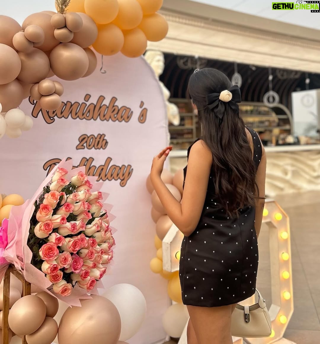 kanishka Ahluwalia - 2K Likes - 