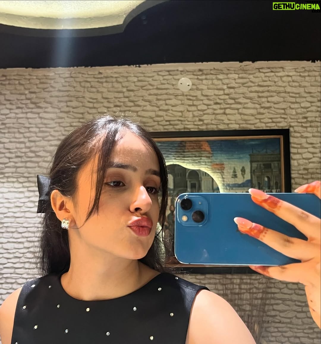 kanishka Ahluwalia - 2K Likes - 