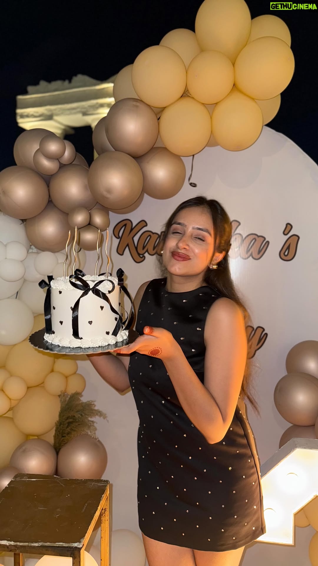 kanishka Ahluwalia - 1.2K Likes - Birthday glow✨😉

•

•

#fyp #instagood #instagram #explore #explorer #explorepage #viral #reelitfeelit #reelsinstagram #trendingreels #trending #ootd #fashion #fashionblogger #fashionstyle #fashionista #mirrors #jordansandhu #song #birthday #outfitinspo #outfitinspiration