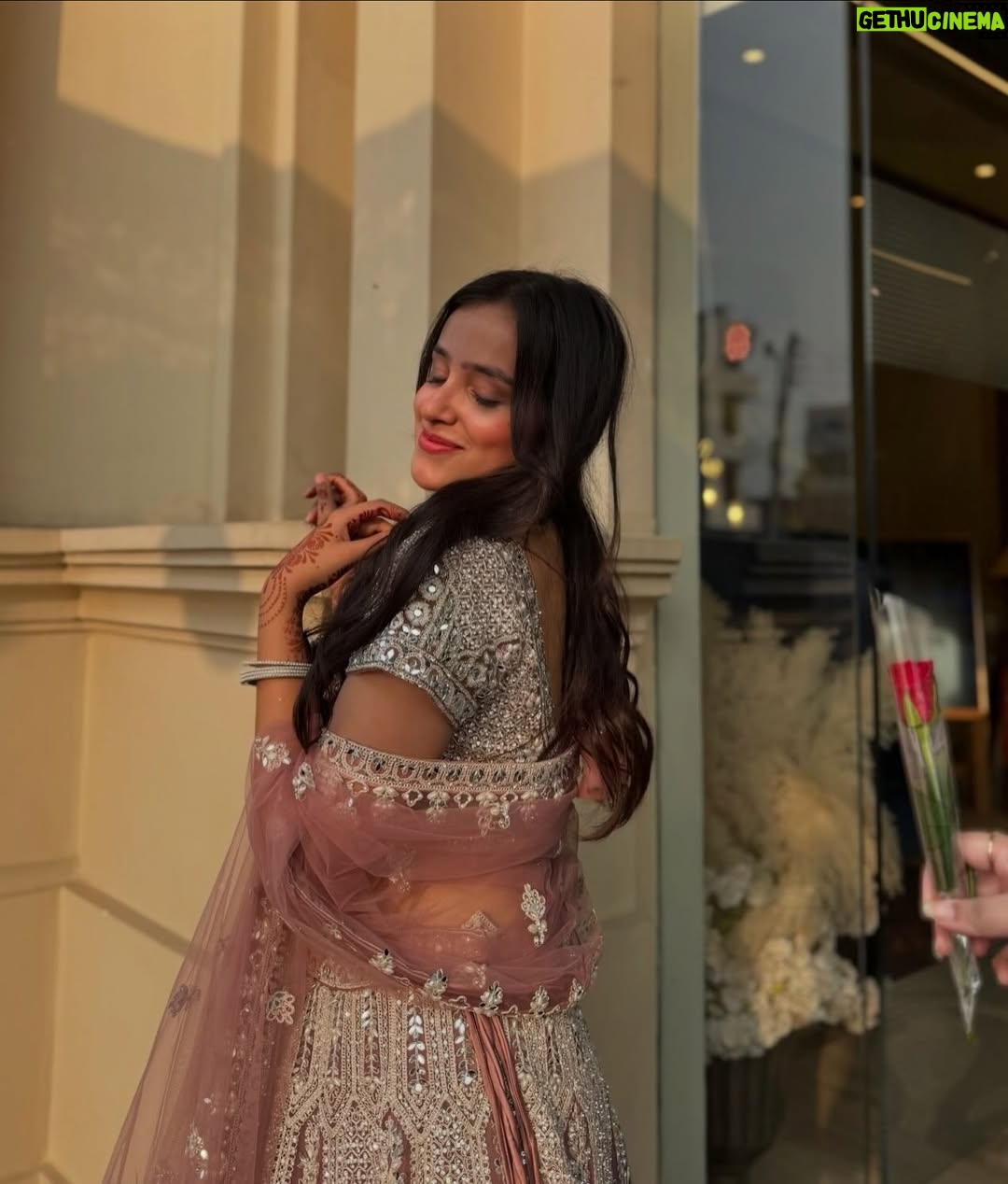kanishka Ahluwalia - 1.4K Likes - Let’s flip to traditionals💞

•

•

#fyp #instagram #instagood #feed #viral #explorepage #explorar #trending #grwm #ootd #outfitoftheday #traditional #fashion #fashionblogger
