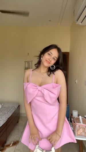 kanishka Ahluwalia Instagram - Loved this dress🤌🏻
•
•
•
#fyp #instagood #reelinstagram #explorepage #promotion #collaboration #dress #trending