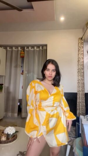 kanishka Ahluwalia Instagram - This gorgeous dress from @houseofvarada 🙌🏻
•
•
•
#explorepage #trendingreels #reelsinstagram #explorar #collab #ikkudi #instagood #newsong