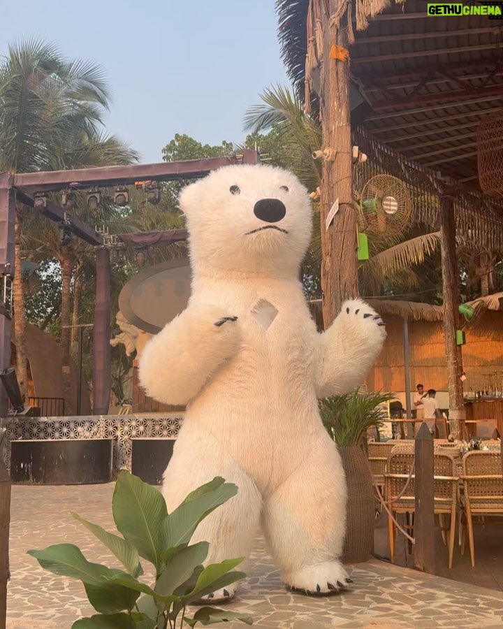 ketaki tanwar - 6.7K Likes - Hello Sunshine

.
.
#goa #goadiaries #goaoutfit #ootd #trending #explorepage✨ #goatrip