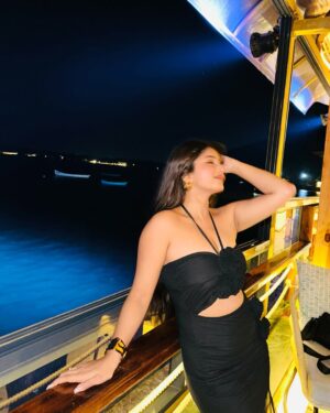 ketaki tanwar Instagram - Sweet escape š
.
.
#goa #goadiaries #goaoutfit #explorepage⨠#trending #goabeach #goatrip