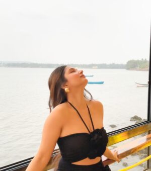 ketaki tanwar Instagram - Mentally here>>