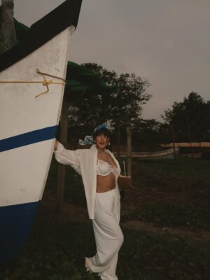 khushi karki Instagram - Coconut and coastline š“š„„