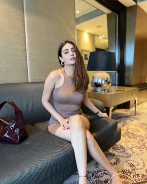 kritika dagar Instagram - Serving looks and no regrets 🫶
.
.
#kritikadagar21 #foryou