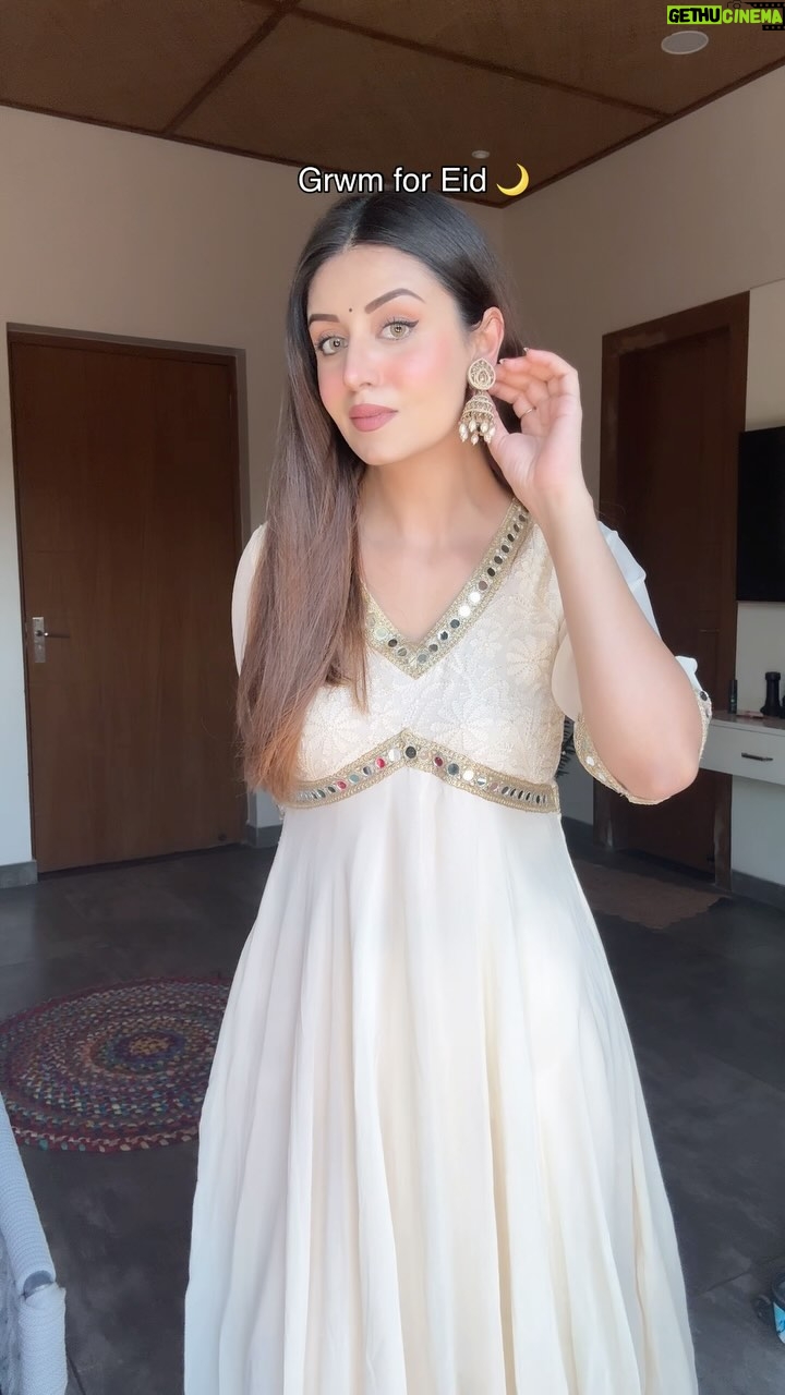 kritika dagar - 35.3K Likes - Where’s my Eidi?🥰🦋
Wearing @labelaishwaryrika 🤍
.
.
#kritikdagar21 #foryou #eid