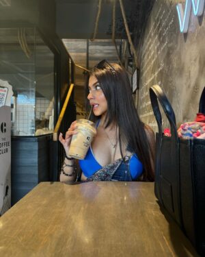 mili kya mili Instagram - Pov, On a coffee date 🧋