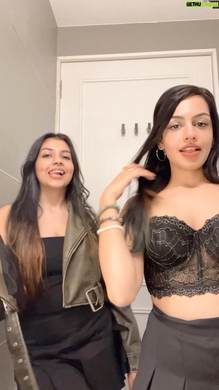 mili kya mili - 97.9K Likes - Not sold separately 
.
.
.
.
.
#milisharkshe #treanding #treandingreels #treandingsong #explorepage #explore