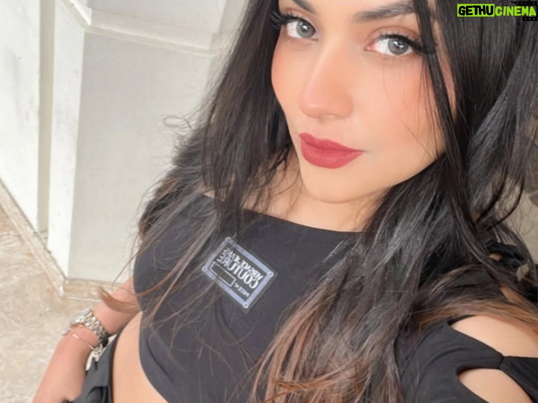 mili kya mili - 52.7K Likes - Pictures that never made it from my gallery to my Instagram feed before 📸✨
