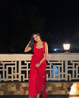 mili kya mili Instagram - 💃🏻🥂