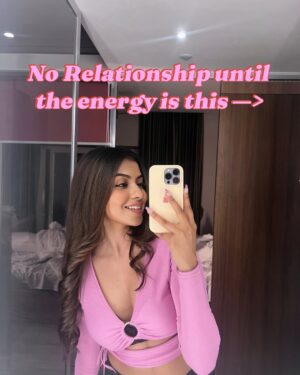 mili kya mili Instagram - 🫸🏼😚🫷🏼