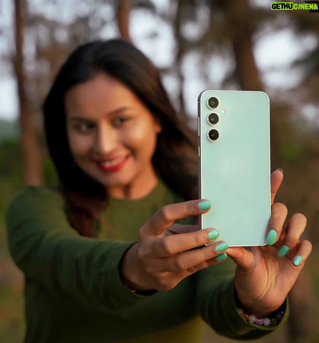 nisha Gupta - 5.8K Likes - Can't take My eyes off from my @samsungindia
S23 FE in love wirh this ❤️ 

#Collaboration
#GalaxyS23FE #EpicStartsHere #Samsung
@samsungindia