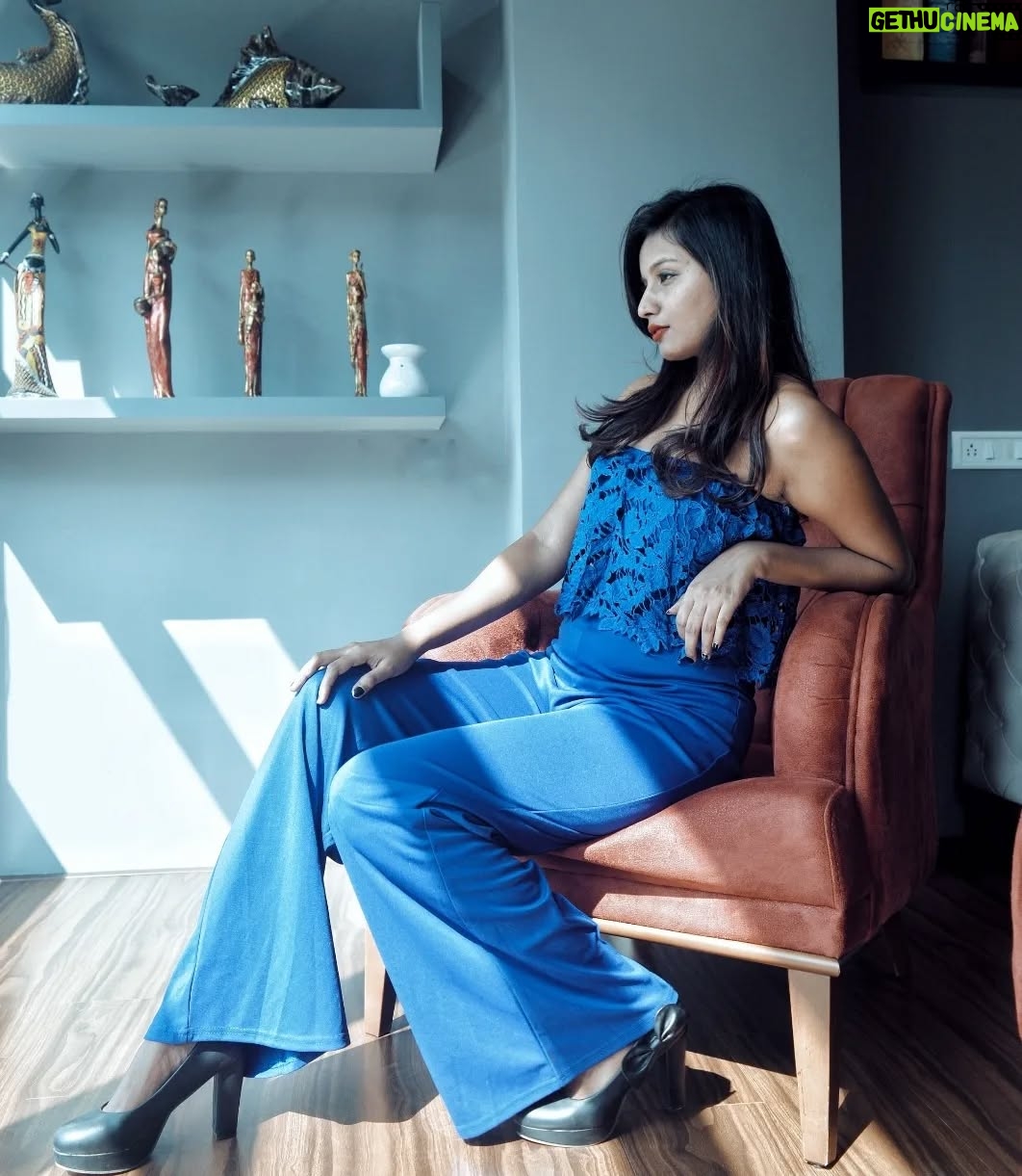 nisha Gupta - 6K Likes - In today's life do exactly opposite from what other's are doing it will make sense read it again don't be a follower 💙

#itsnishagupta#mepost#viral#lovemyself #quotes#selfmotivationquotes