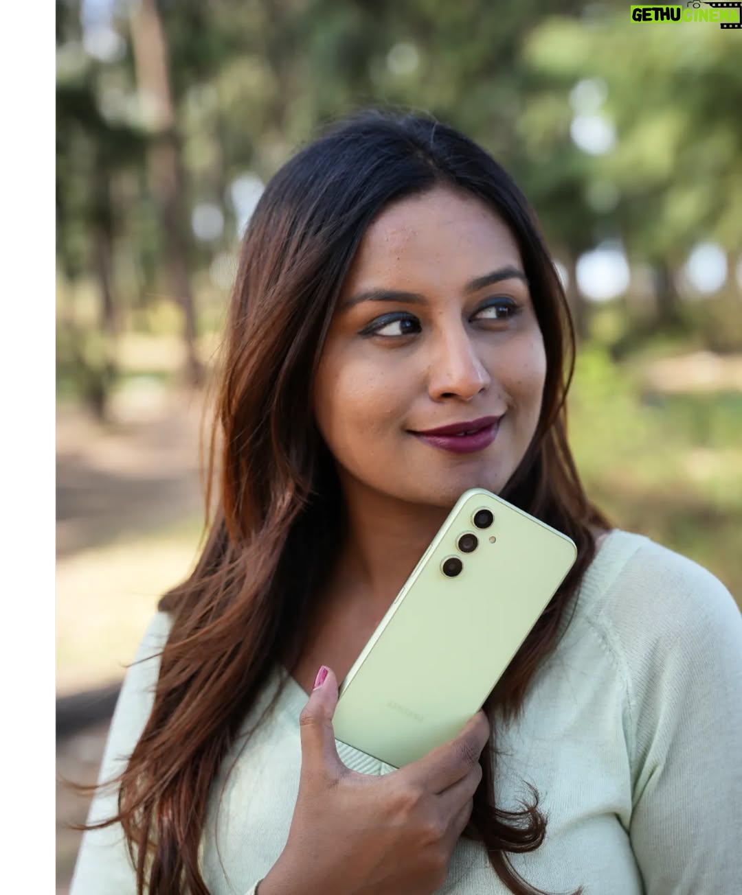 nisha Gupta - 3.5K Likes - #Collaboration

Experience the best with Samsung Galaxy A54 because awesome is for everyone it has a great camera 📷 Nice phone @samsungindia @samsungwithgalaxy
The screen quality is crystal clear and the camera takes beautiful photos "

Experience 
#GalaxyA54 5G 
#TeamGalaxy
#Samsung
#AwesomeIsForEveryone 
#AmpYourAwesome
#AwesomeGalaxyA
#Awesome5G
#withGalaxy
